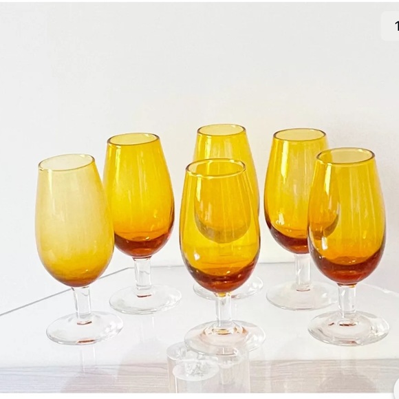 Vintage Set of 6 Cordial Liqueurs Glasses Amber - Picture 2 of 7